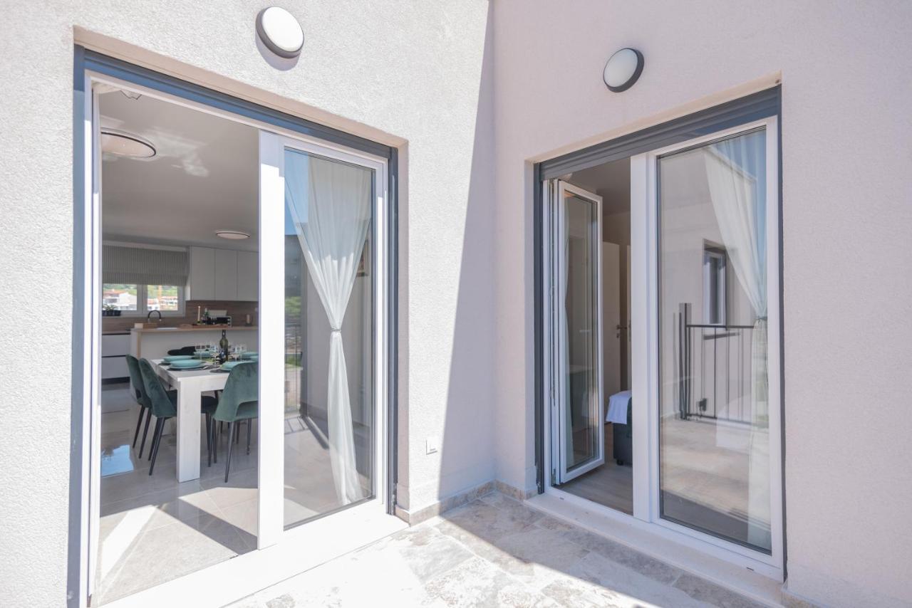 Balic - Apartment Podstrana